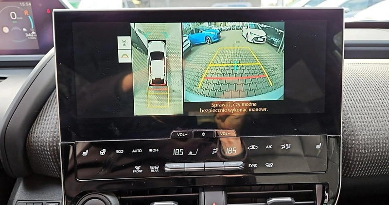 Toyota bZ4X cena 199900 przebieg: 9997, rok produkcji 2022 z Lądek-Zdrój małe 352